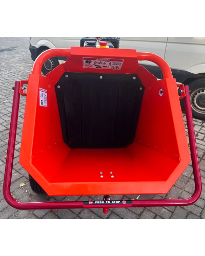 Измельчитель веток бензиновый GTM P4206 - 150 мм ветка не проблема Измельчитель веток бензиновый GTM P4206 - 150 мм ветка не проблема