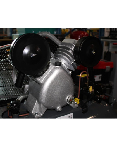 Поршневой воздушный компрессор GTM KCJ2070-100L - мощный и производительный для профессионалов!